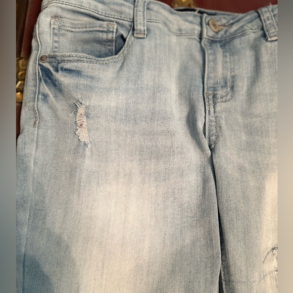 Girls Imperial Star Distressed Lightwash Jeans Sz 14 - Picture 6 of 8